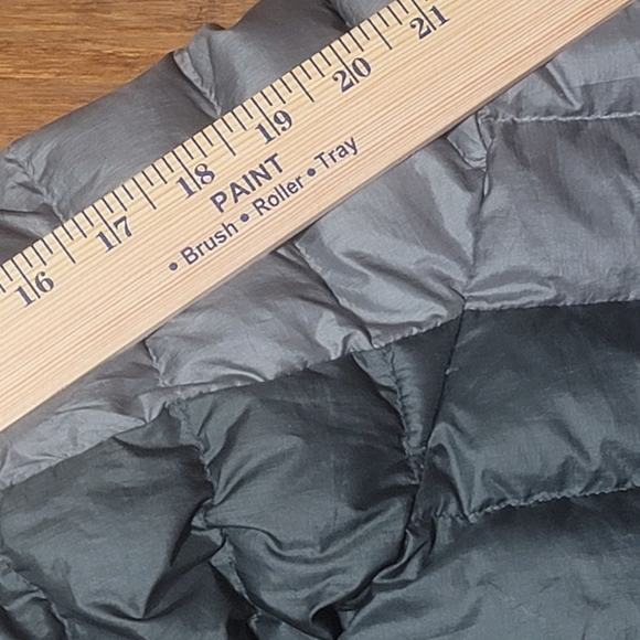 Patagonia Puffer Jacket Gray Womens Size Medium Reversible - Picture 7 of 11